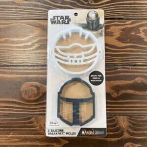 5/$20 NEW 2Pk The Mandalorian Silicone Breakfast Molds